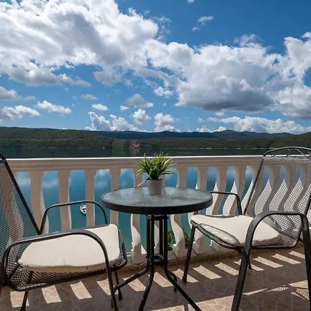 Srsen Neum