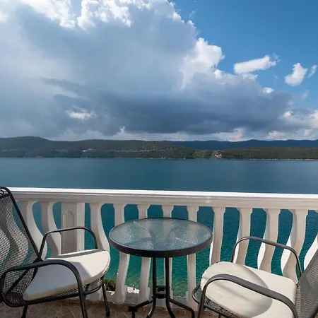 Srsen Lägenhet Neum