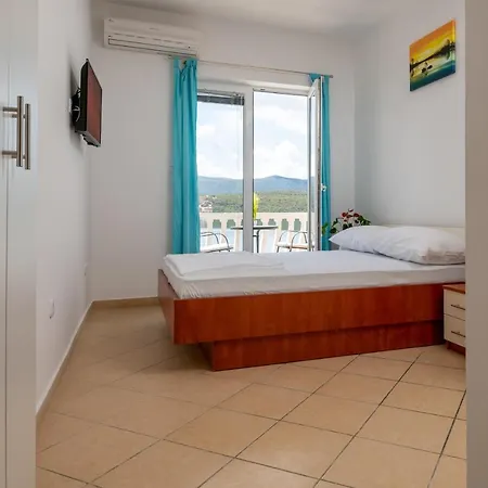 Srsen Apartment *